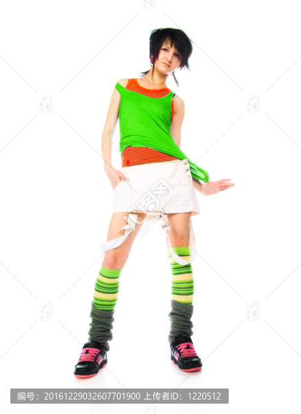 穿著鮮艷衣服的少女