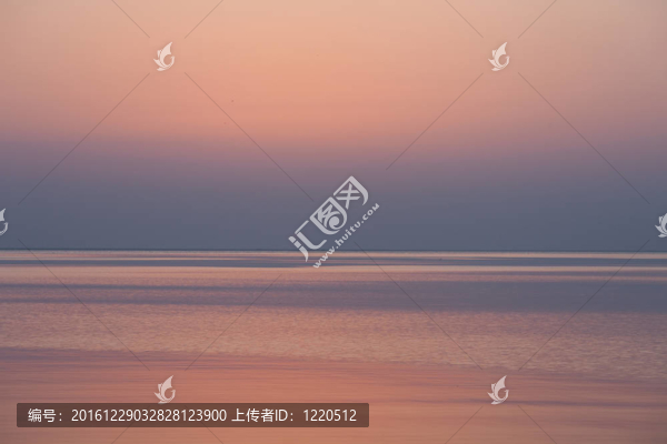 海上日出
