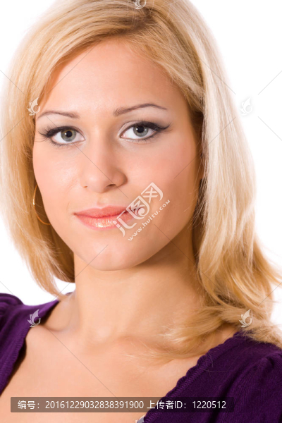 年輕的女人