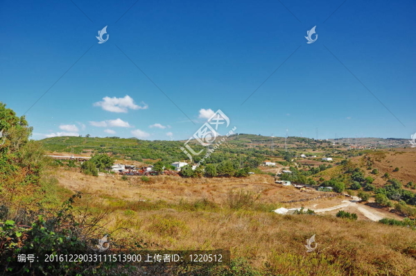 葡萄牙；村落；城鎮(zhèn)；山脈；巖石；丘陵；歷史
