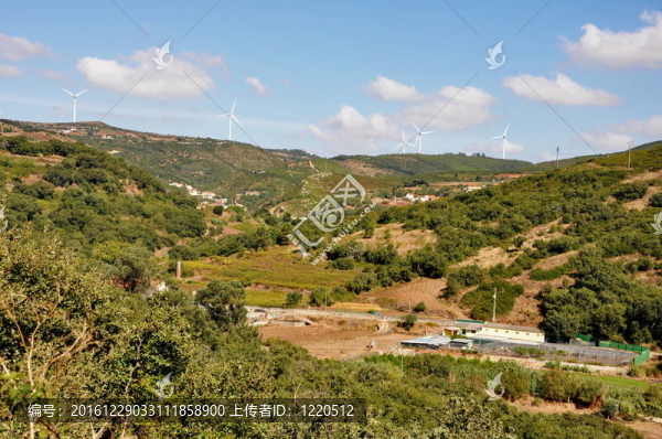 葡萄牙；村落；城鎮(zhèn)；山脈；巖石；丘陵；歷史