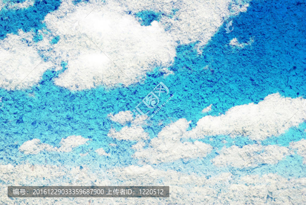 有云的天空