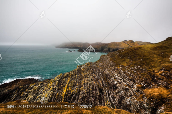愛(ài)爾蘭海岸懸崖景觀霧
