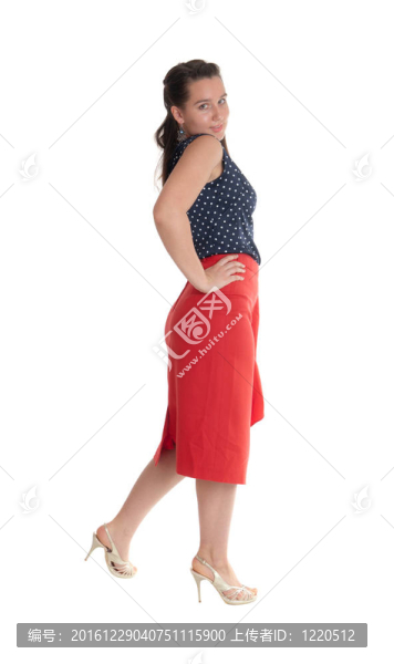 穿紅裙子的女孩
