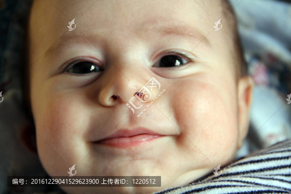 嬰兒