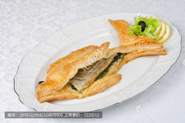 美味的鱒魚(yú)魚(yú)