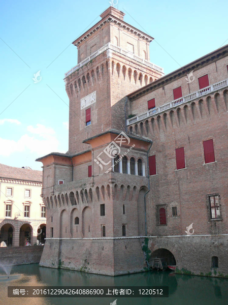 Ferrara；意大利