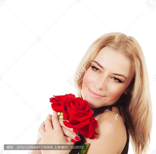 美女手捧紅玫瑰花束