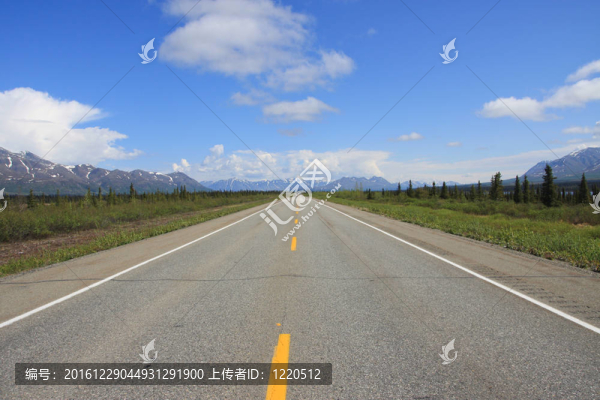 筆直的路