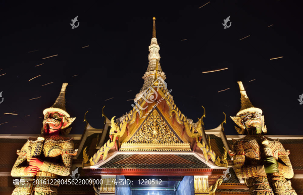 煙花在Wat,Phra,Kaeo（泰國(guó)皇家宮殿）