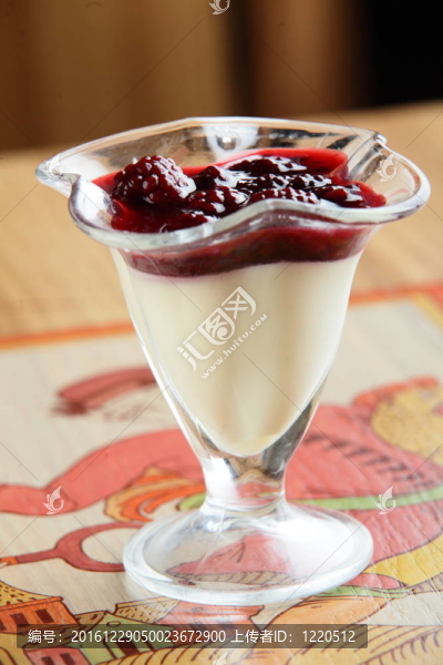 甜奶油杯