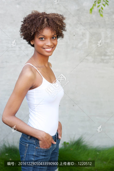 漂亮的非洲裔婦女