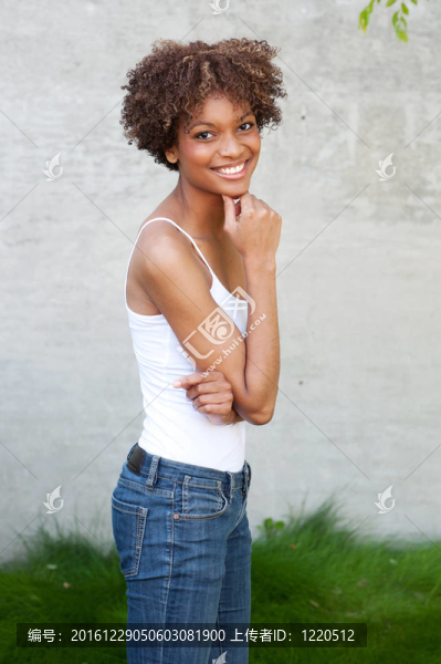漂亮的非洲裔婦女