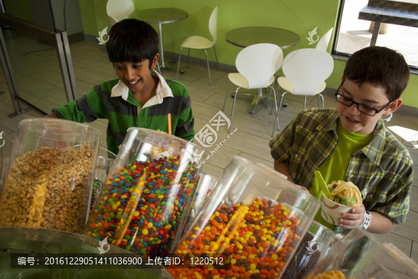 吃Frozen,Yogurt