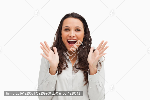 一個(gè)黑發(fā)驚訝的肖像