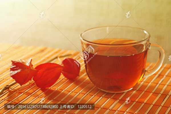 杯上竹桌布仍然生活茶和酸漿