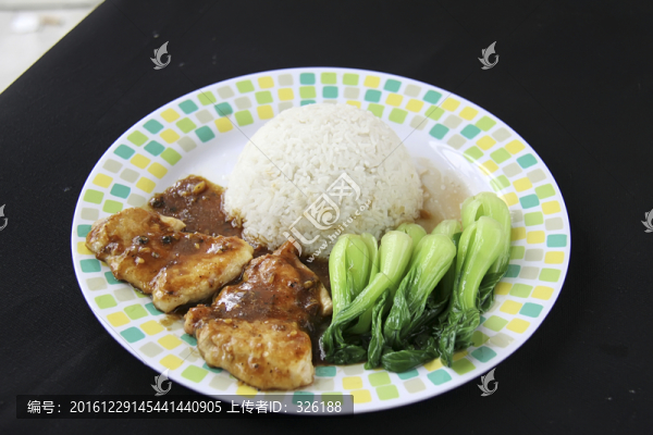 黑椒雞扒飯