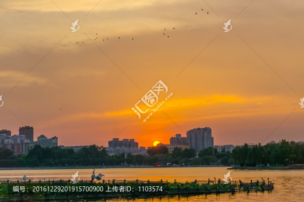 大明湖日落