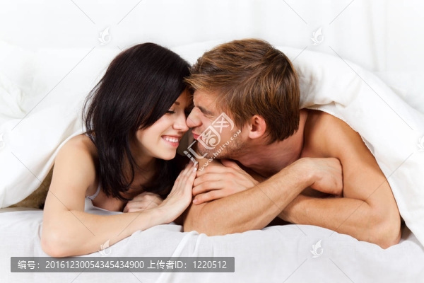 年輕的夫婦