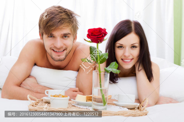 年輕的夫婦