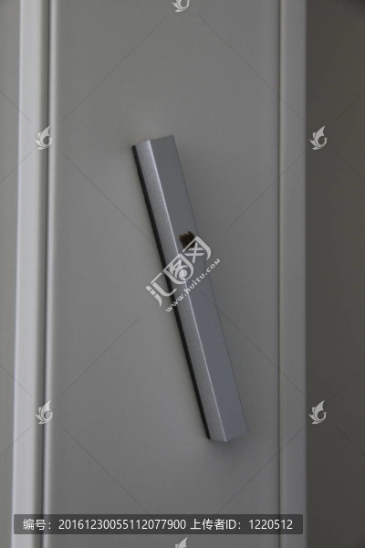 現(xiàn)代的門柱圣卷