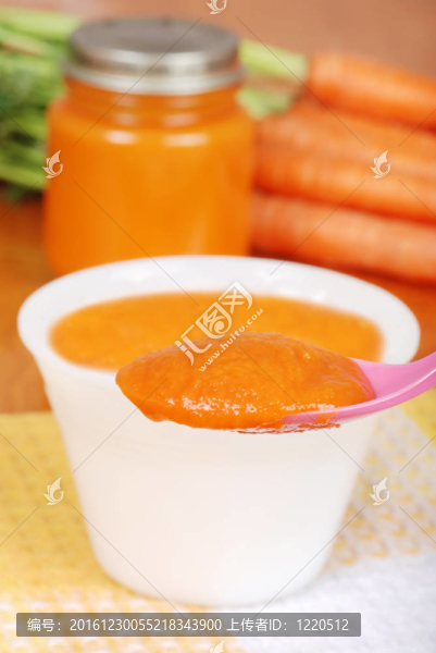 宏觀胡蘿卜嬰兒食品勺