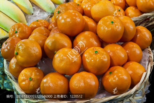 竹籃橘子