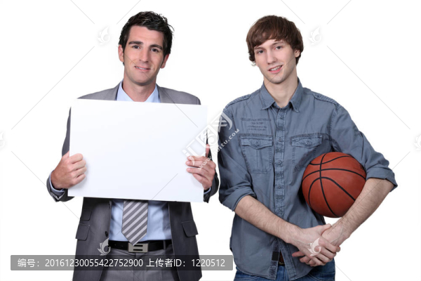 籃球運(yùn)動員和教練