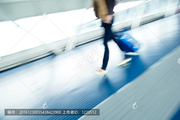 機(jī)場(chǎng)高峰