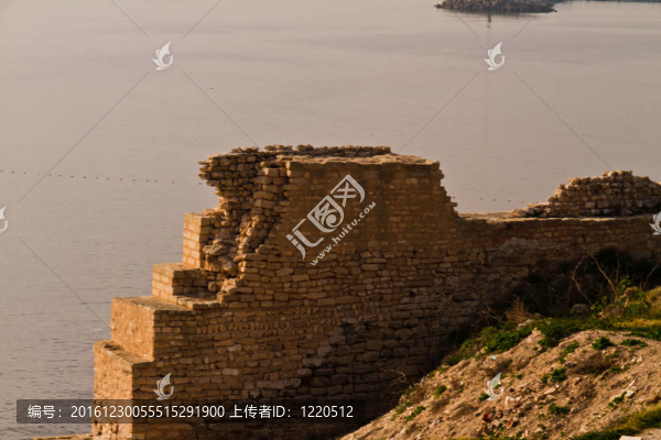 ribat,-馬赫迪耶-阿拉伯設(shè)防和墓地在突尼斯北部的海邊小鎮(zhèn)