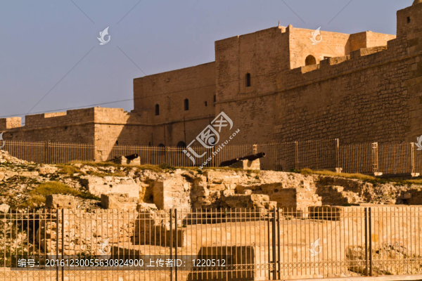 ribat,-馬赫迪耶-阿拉伯設(shè)防和墓地在突尼斯北部的海邊小鎮(zhèn)