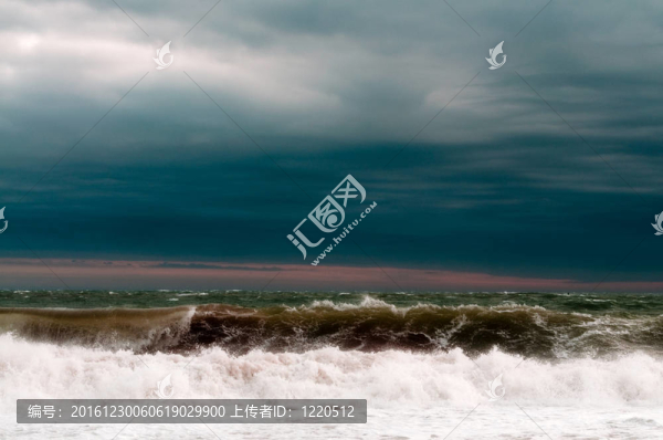 洶涌的大海