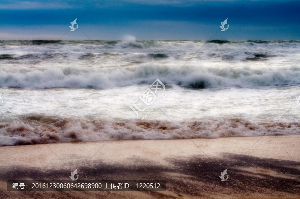 洶涌的大海