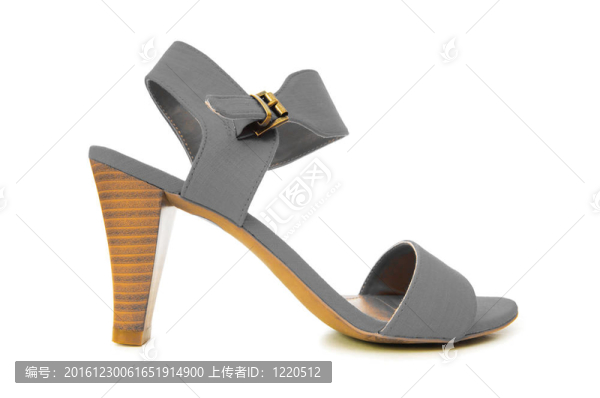 時(shí)尚概念中的女鞋