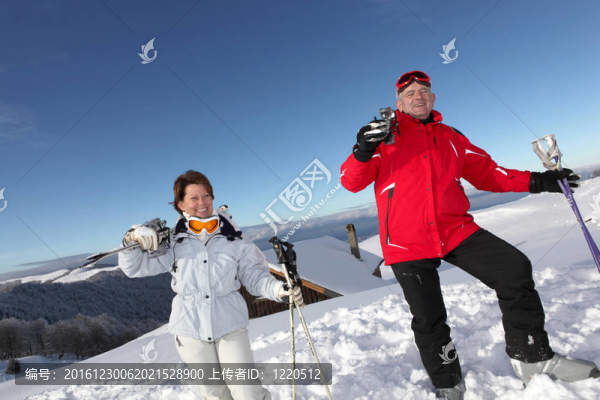 成熟的滑雪者