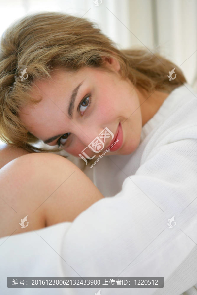一個(gè)年輕女人的肖像