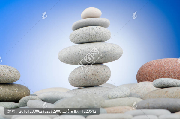 卵石堆積反對梯度背景