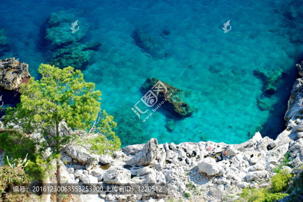 蔚藍(lán)的大海在Capri島