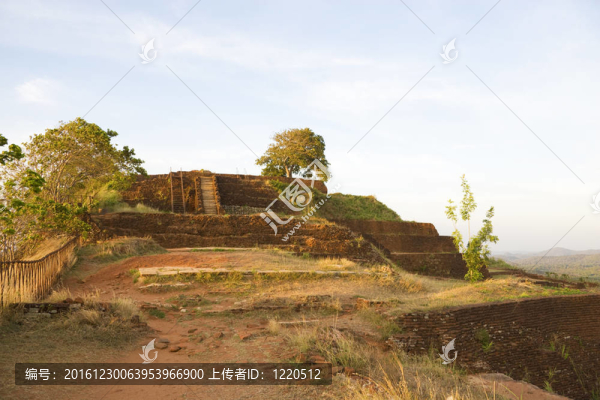 錫吉里亞古宮（獅子石）；斯里蘭卡