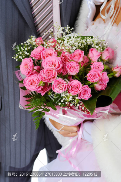 帶著花束結(jié)婚
