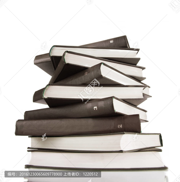 堆疊的書