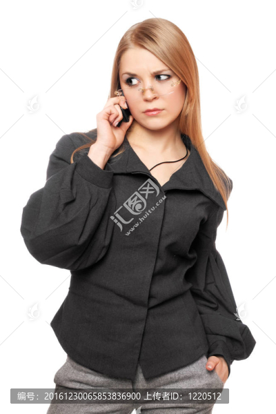 灰色西裝中不滿的年輕金發(fā)女郎肖像