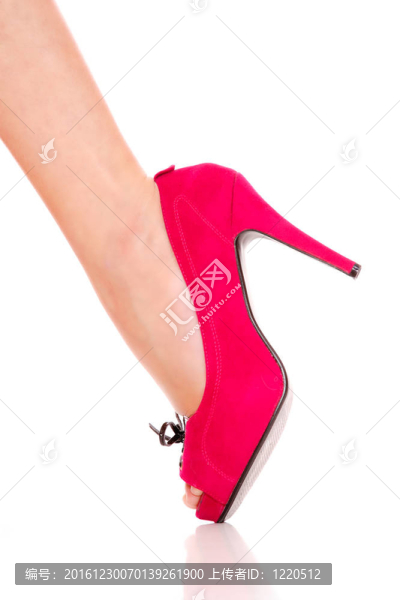 美麗的女性的腿