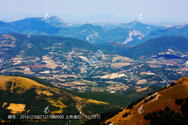亞平寧山脈的美麗風(fēng)景