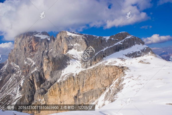 蒼白的圣馬蒂諾；Dolomites