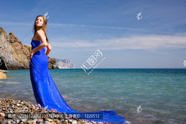 女人與海