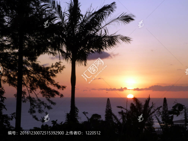 瓦胡島海岸的日落；夏威夷