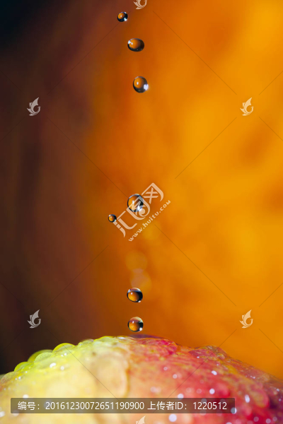 水滴。