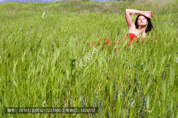 女人與自然