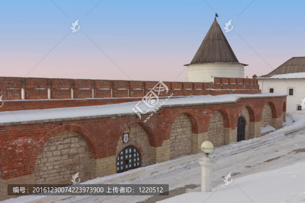 塔壁Kremlin片段；Kazan；俄羅斯